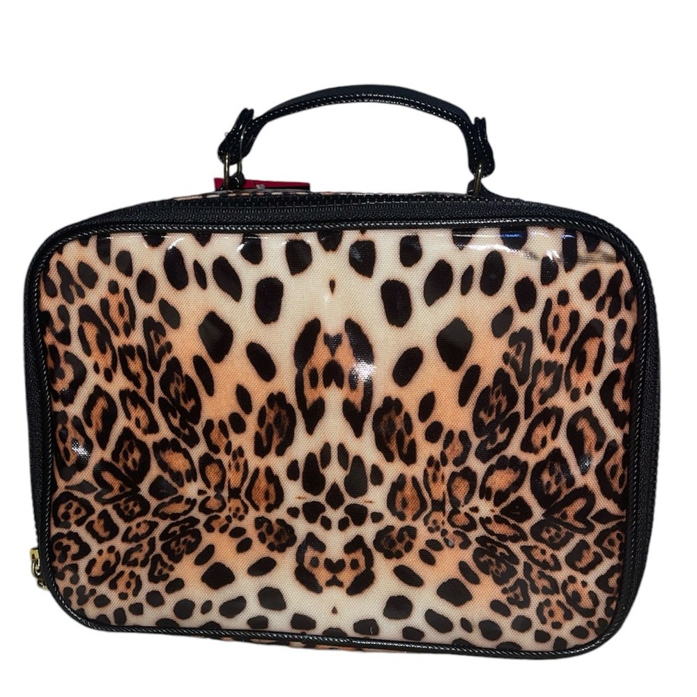 NWT Lepoard Print Makeup Bag with Hot Pink comparable to Victoria Secret🤎🩷